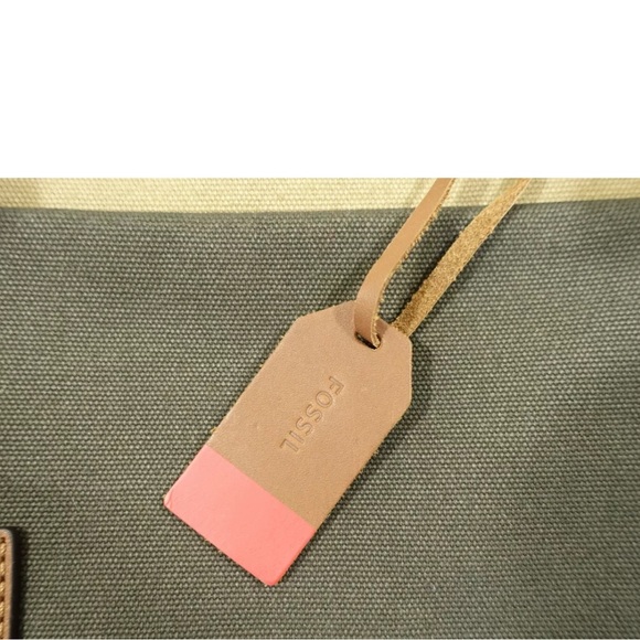 FOSSIL - Picture 2 of 5